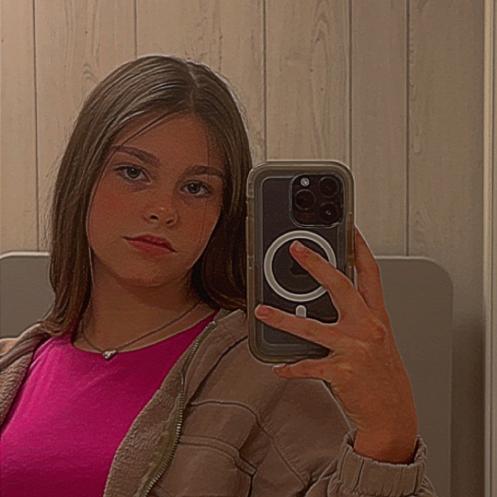 Meet your Posher, Ashley